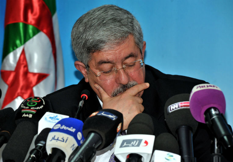 VIDÉO. Ouyahia répond à Ould Abbès