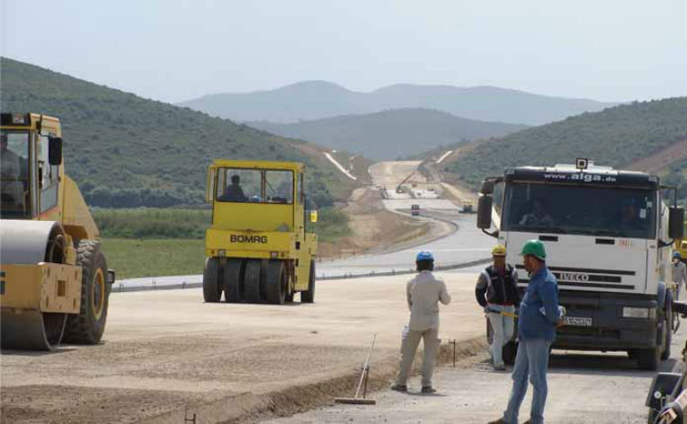 Réhabilitation de l’autoroute Lakhdaria-Bouira : les travaux achevés avant fin mai