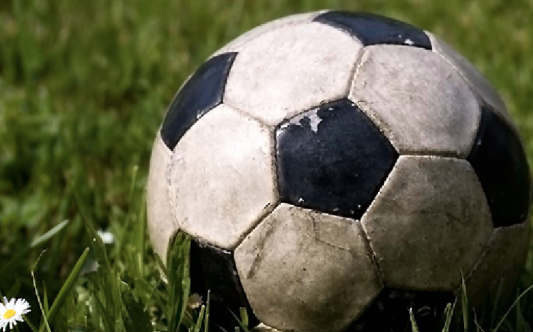 Ligue 1 : victoire précieuse de la JSK