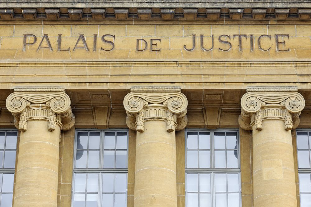 France : la justice met définitivement fin à 14 ans de poursuites contre deux ex-GLD algériens