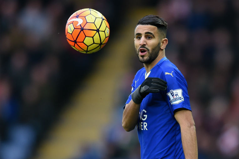 Mahrez souhaiterait que Leicester ne le bloque pas