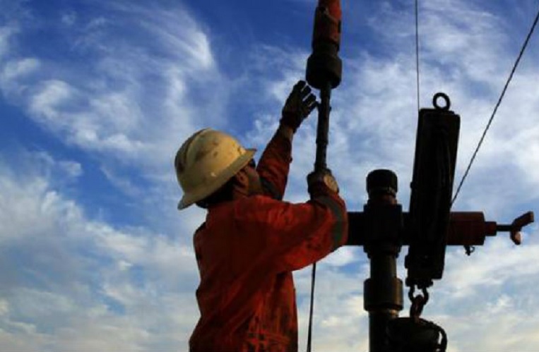 Pétrole : l’Agence internationale de l’énergie renforce les incertitudes sur l’évolution du marché