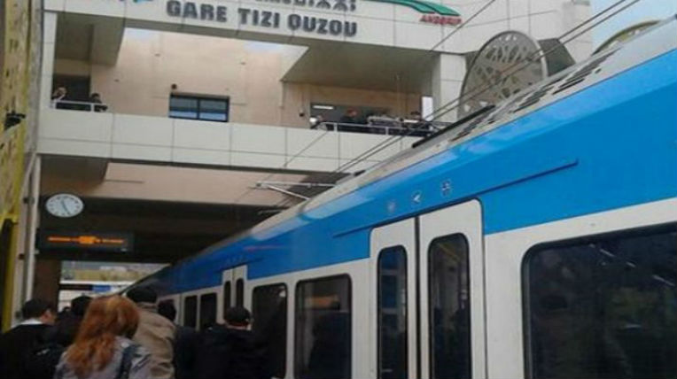 Nouveau train électrique Alger – Tizi Ouzou : les essais ont commencé