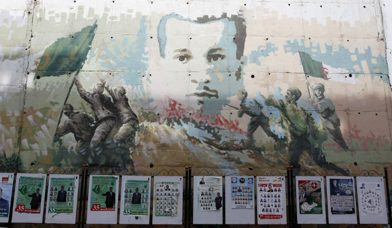 Législatives : des enjeux qui vont au-delà du renouvellement du Parlement