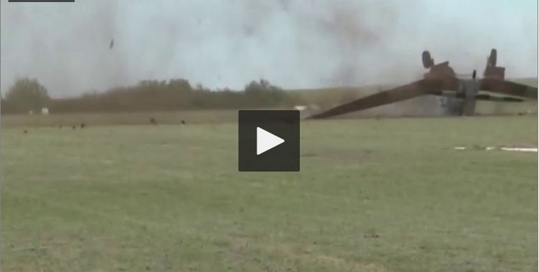 VIDÉO. Un avion de chasse se crashe en France