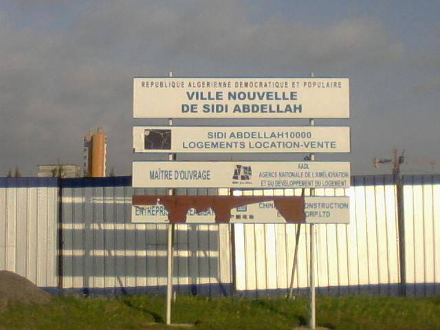 VIDÉO. Tebboune inaugure une autoroute entre Zeralda et Sidi Abdallah
