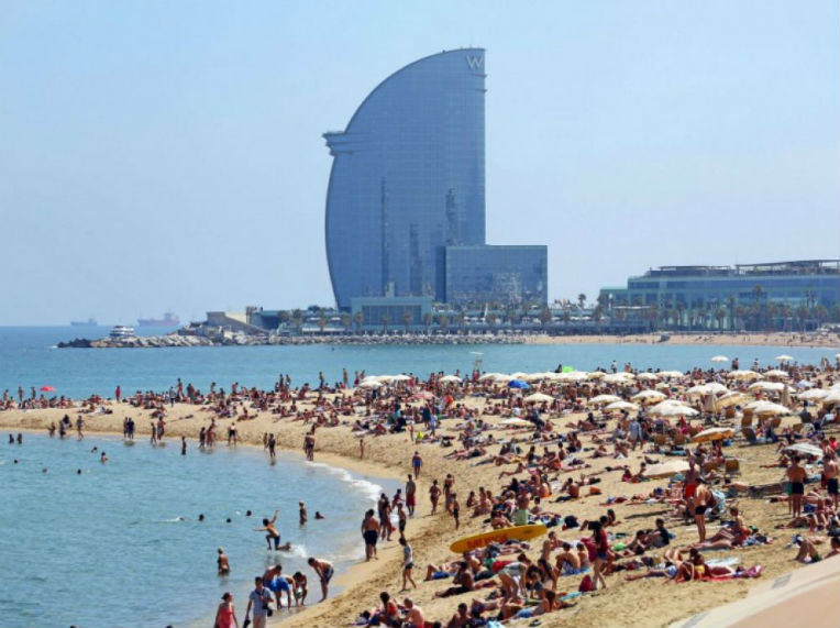 L&rsquo;Espagne confrontée à une vague d&rsquo;hostilité envers les touristes