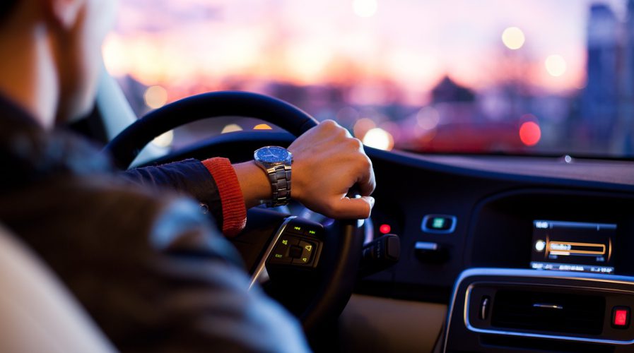 Quel avenir pour les amoureux du volant à l&rsquo;ère des voitures autonomes ?
