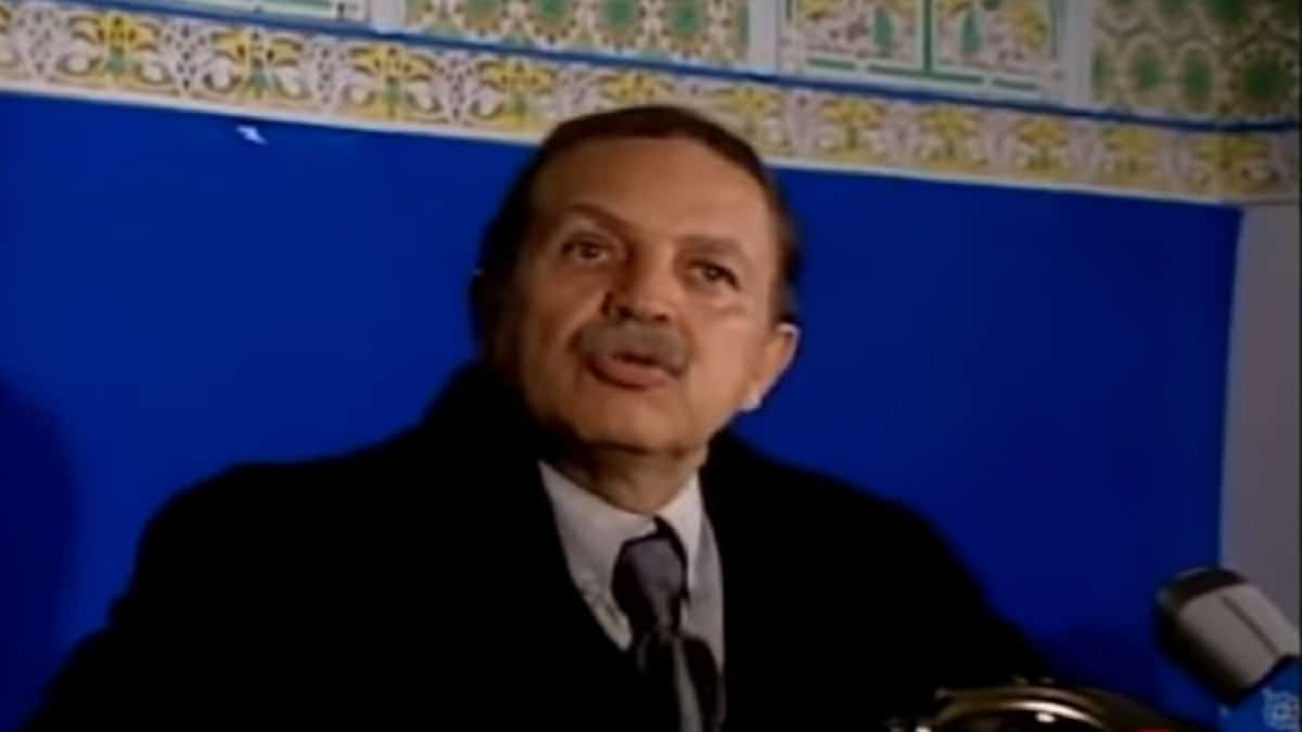 VIDÉO. Une jeune occidentale chante à propos de l’Algérie et de Bouteflika