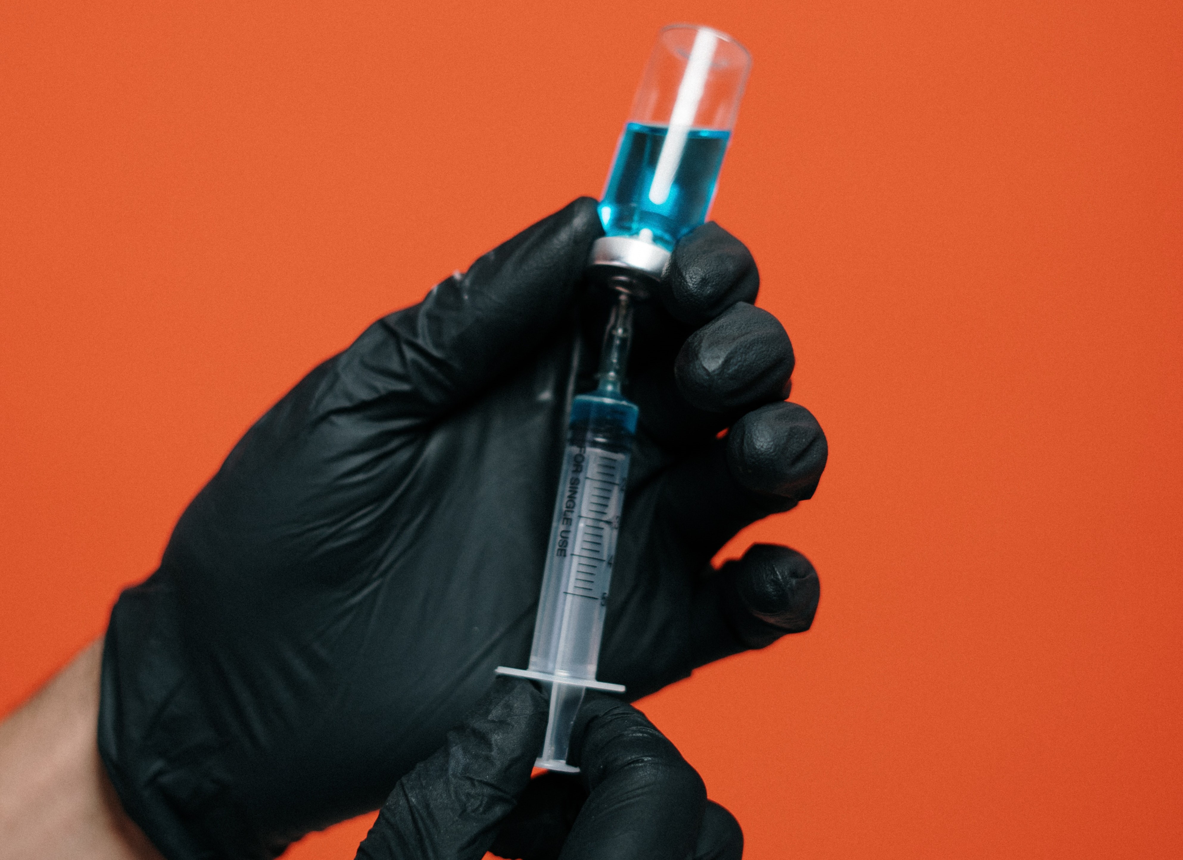 Covid-19 : « La solution est de faire comme pour le vaccin antigrippal »