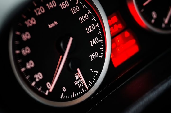 Excès de vitesse : la gendarmerie tord le cou aux idées reçues