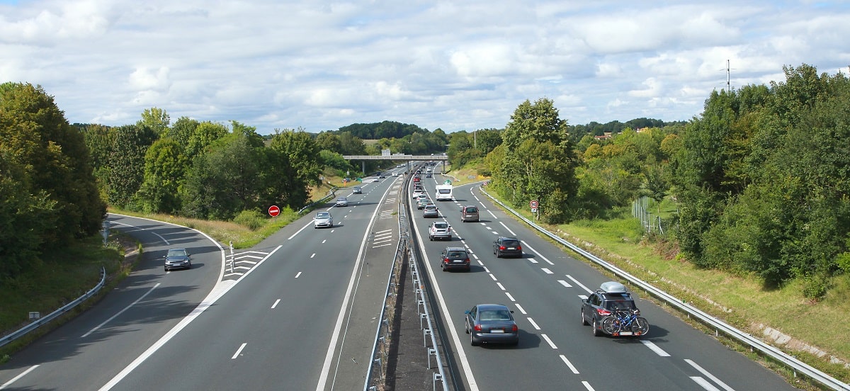 Autoroute est-ouest : un mort dans un accident spectaculaire (Vidéo)