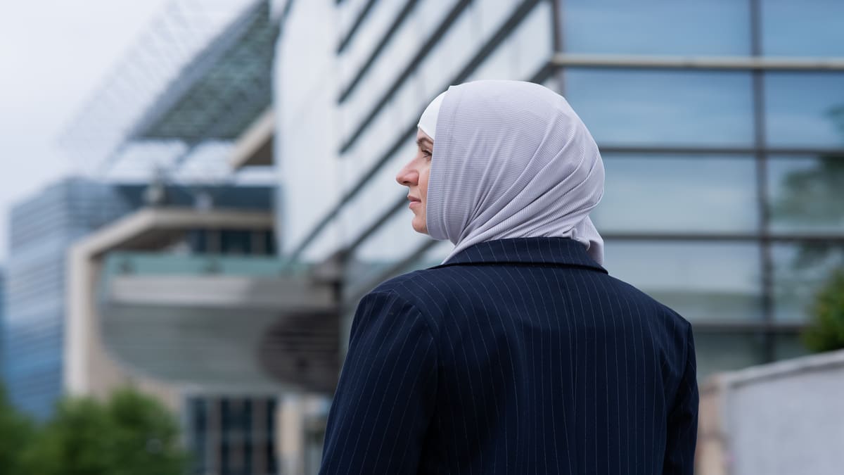 France : la police tire sur une femme « entièrement voilée »
