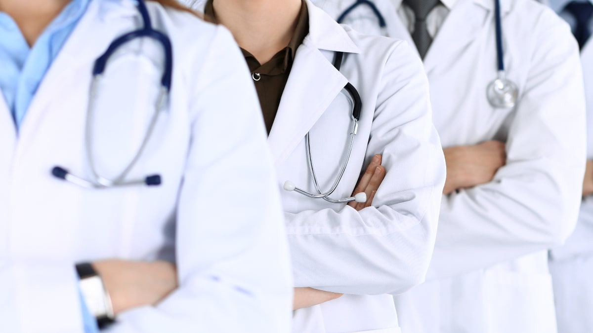 Rassemblements dans des facs de médecine : ce que réclament les futurs médecins