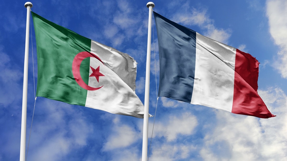 Titres de séjour, Naturalisations : ces deux mesures du RN qui risquent d’impacter les Algériens de France