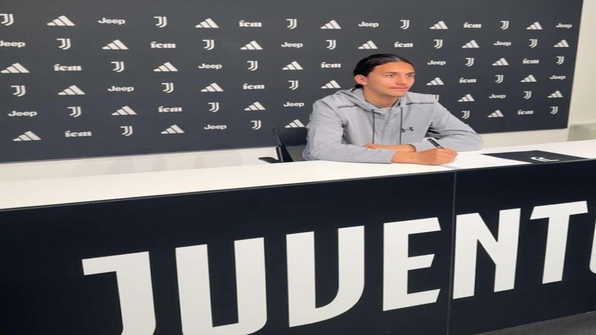 Football : un prodige franco-algérien signe à la Juventus