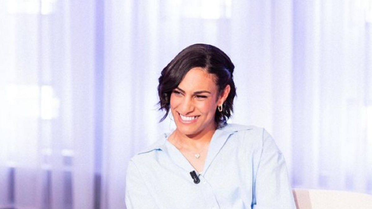 La boxeuse algérienne Imane Khelif fait sensation à la Fashion Week de Milan 2024