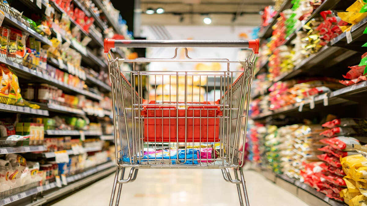 Supermarchés halal en France : un député d’origine algérienne suscite la polémique