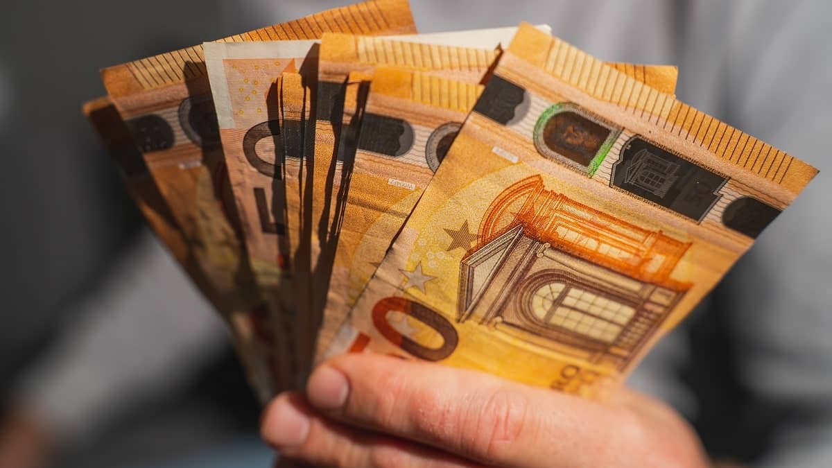 Dinar algérien : l’euro au plus bas depuis quatre mois