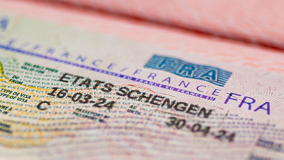 France : privée de visa, une enfant algérienne risque de perdre sa jambe