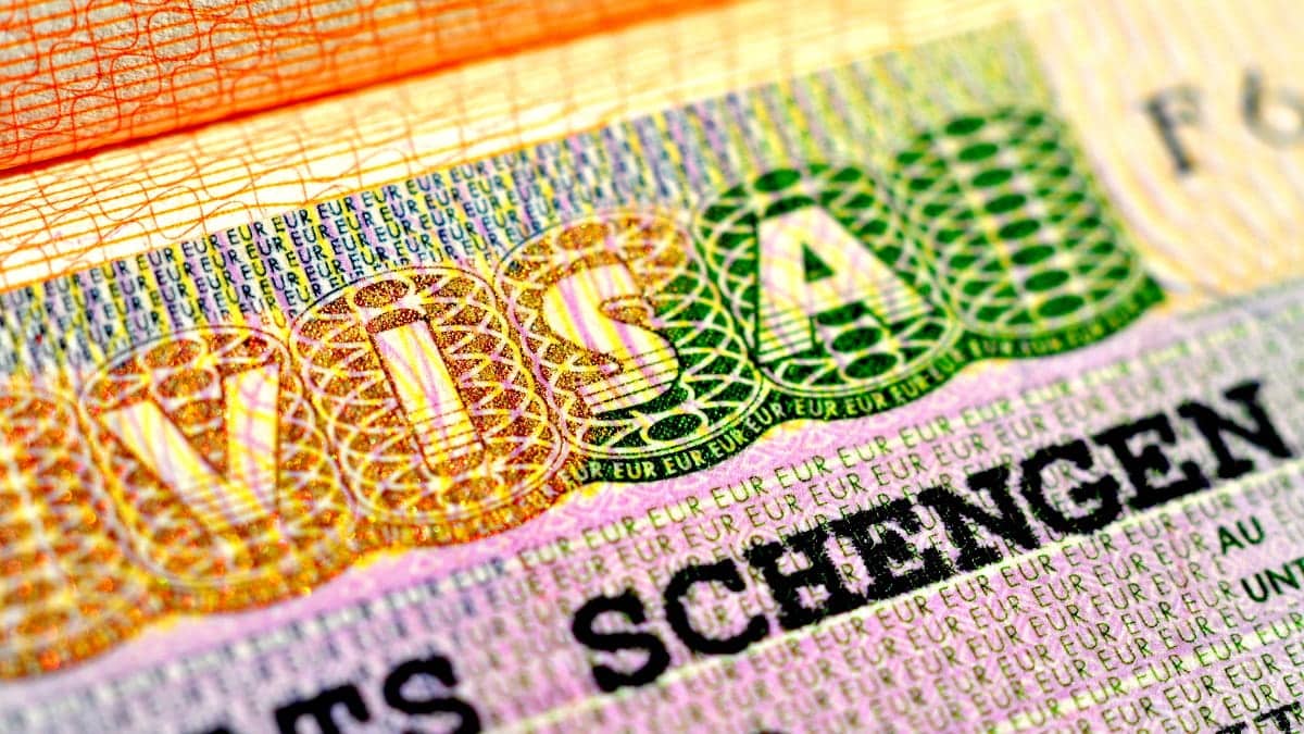 Visa Schengen : voici la catégorie la plus pénalisée en Algérie