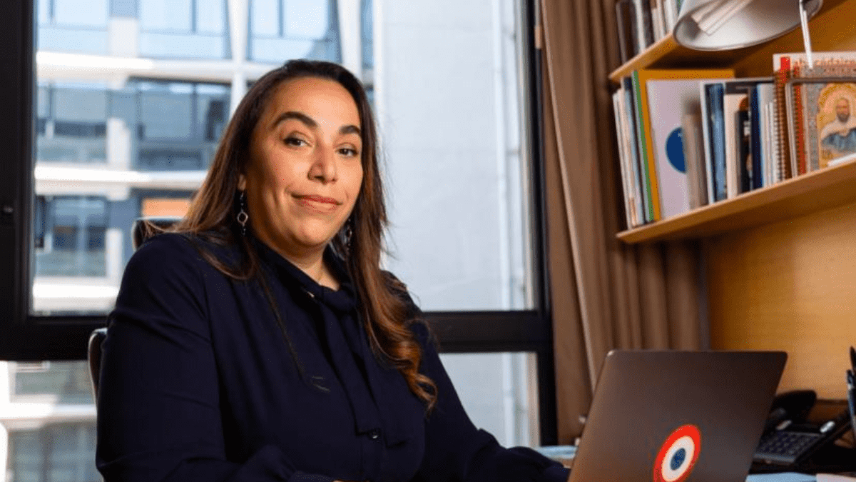 Crise France – Algérie : la député Sabrina Sebaihi charge à nouveau Retailleau