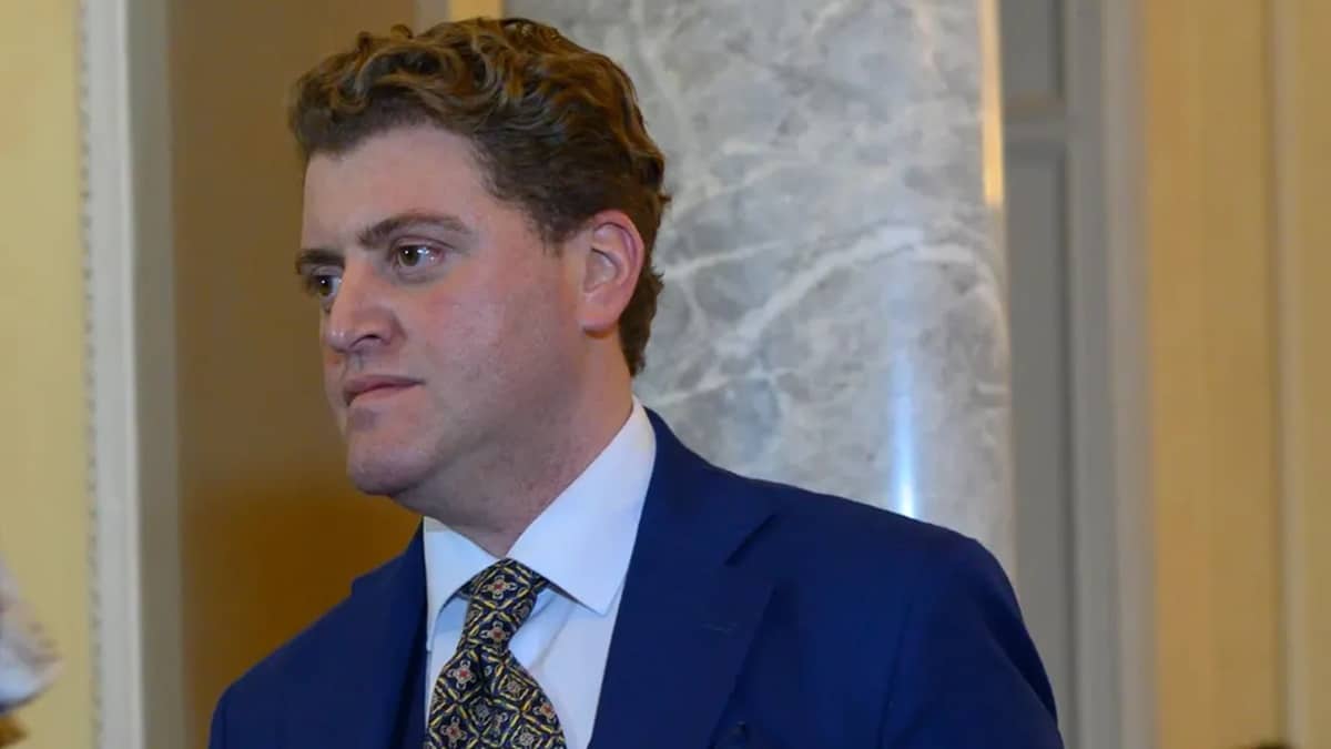 Massinissa Askeur : un Algérien qui bouleverse l’art et la mode à l’étranger